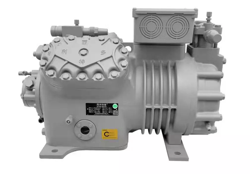 Four cylinder refrigeration compressor (New)